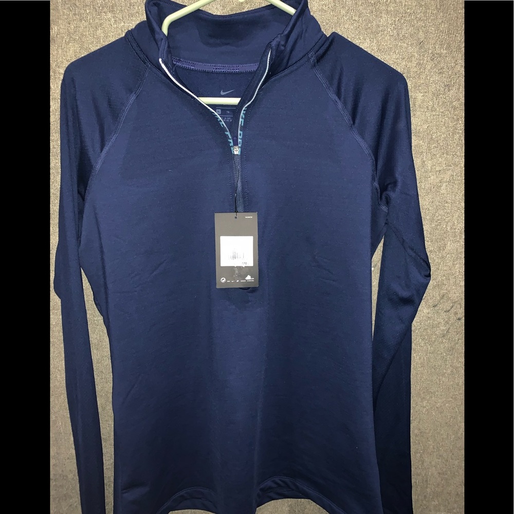 Women’s Nike Pro Hyperwarm Pullover